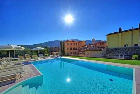 Outdoor, Pool