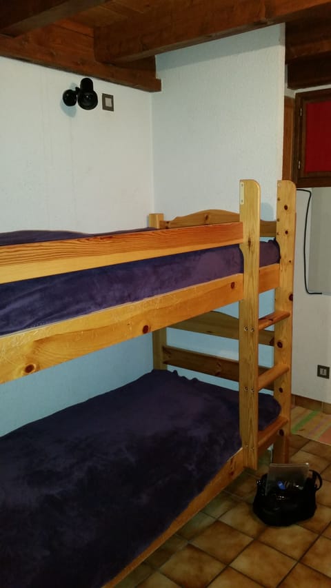 2 bedrooms, iron/ironing board