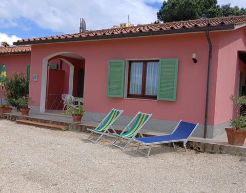 Villa Giuliana, external square