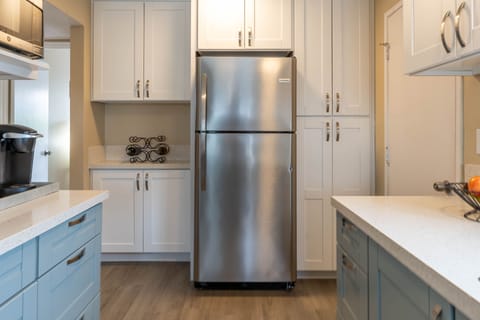 Lots of extra cabinet space