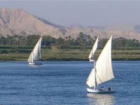 Villa al Diwan Nile view and private pool in Luxor House in Luxor Governorate