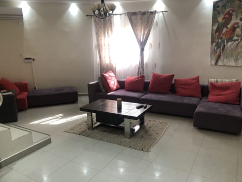 Living area | Smart TV, offices