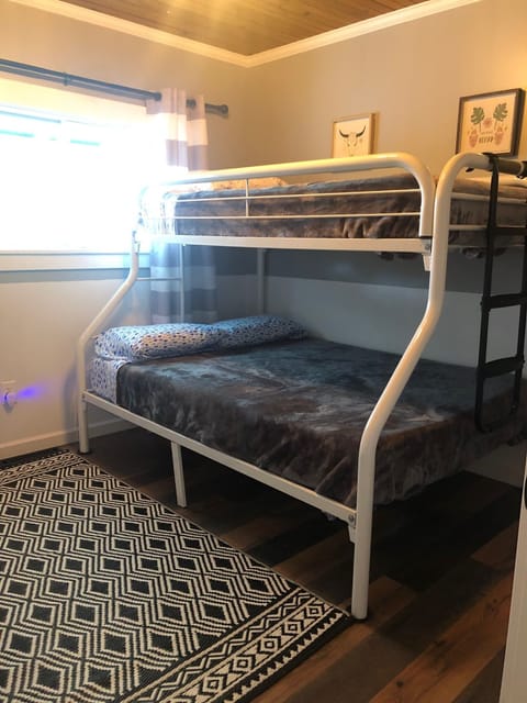 2 bedrooms, iron/ironing board, cribs/infant beds, travel crib