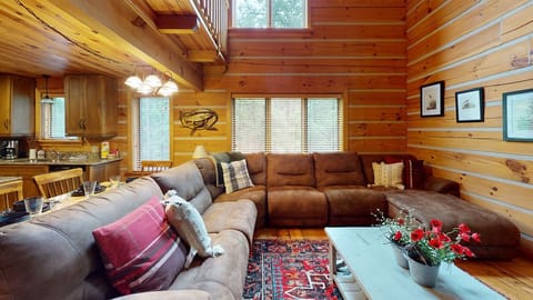 Acorn-Acres-Living-Room(6)
