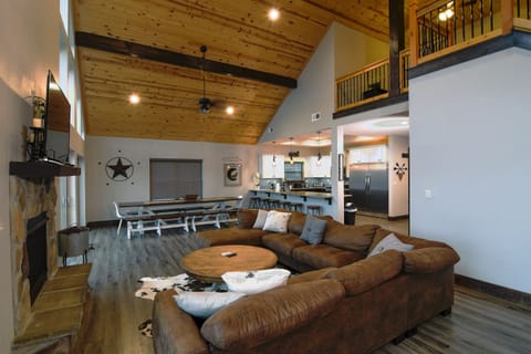 Large agthering space