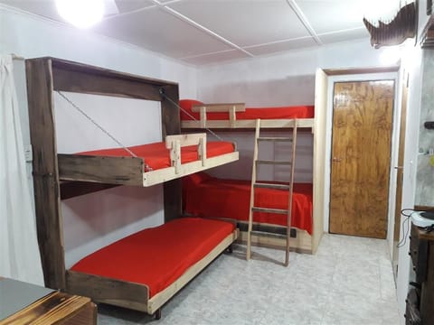 2 bedrooms, in-room safe, WiFi, bed sheets