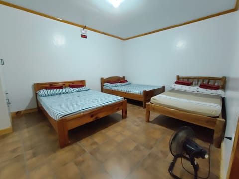 1 bedroom, in-room safe, free WiFi, bed sheets