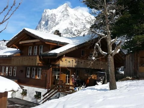 Chalet bei der Arve with Wetterhorn