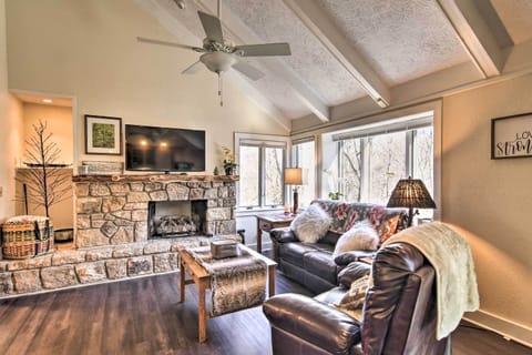 Sugar Mountain Vacation Rental | 4BR | 3BA | Stairs Required | 1,550 Sq Ft