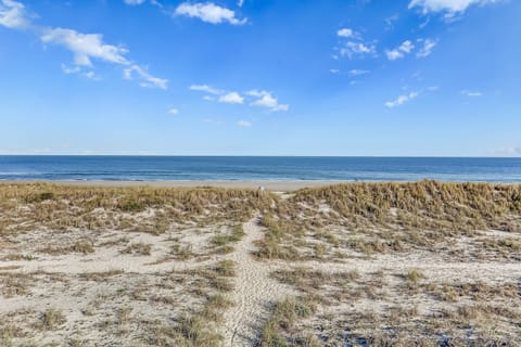 Beach nearby, beach towels