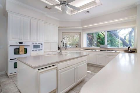 large kitchen has enough counter space for the entire group to help with meal-prep