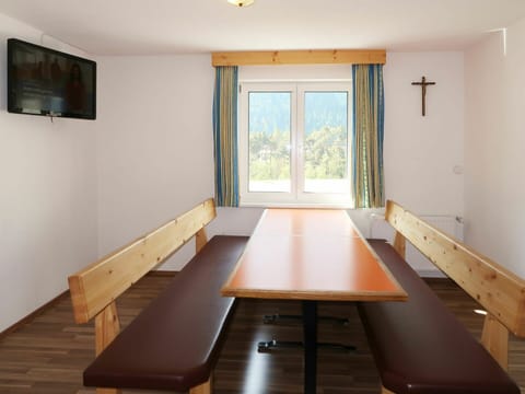 Table, Furniture, Property, Wood, Window, Interior Design, Lighting, Shade, Architecture