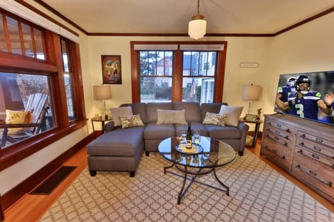 TV, fireplace, books, stereo