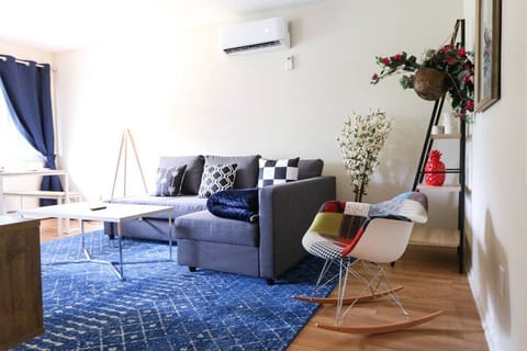 Relax with Amazon Fire TV, a queen-size pullout couch, a soft easy rocker, ample dining space, and a hiking trail right outside your front door! Welcome!