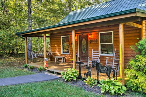 Cosby Vacation Rental | 1BR | 2BA | 900 Sq Ft | Step to Enter