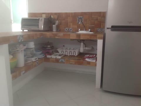 Fridge, microwave, oven, coffee/tea maker