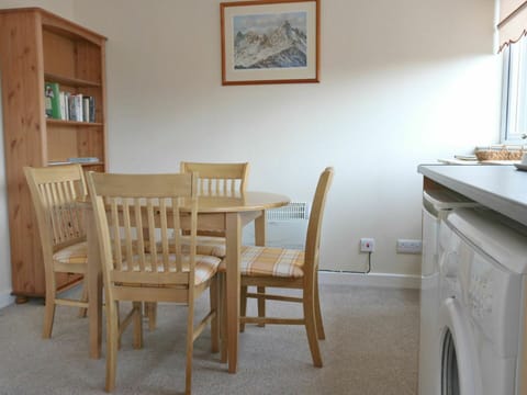 Table, Furniture, Building, Picture Frame, Chair, Wood, Cabinetry, Interior Design, Floor, Flooring