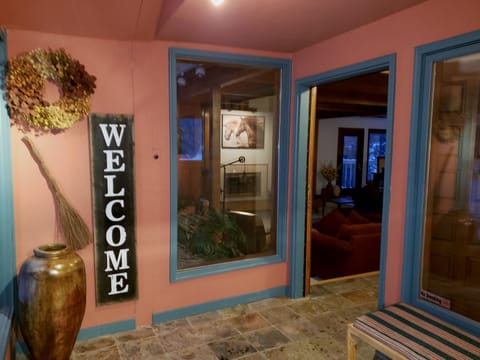 Main Entry/Mudd Room