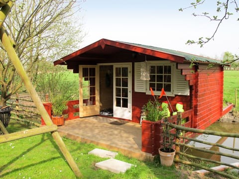 House, Property, Building, Cottage, Home, Shed, Real Estate, Garden Buildings, Roof, Room