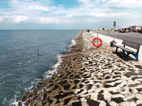 Sea, Coast, Shore, Beach, Sky, Water, Horizon, Ocean, Coastal And Oceanic Landforms