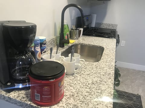 Microwave, oven, stovetop, coffee/tea maker