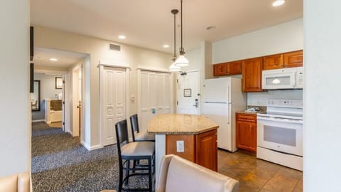 4Wyndham_Kitchen-001