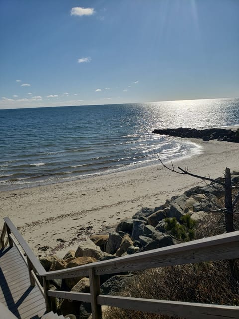 Beach nearby, sun loungers