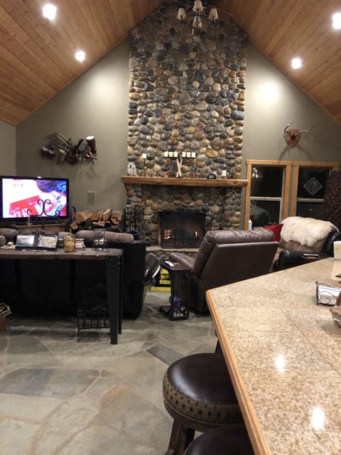 Smart TV, fireplace, video games, stereo