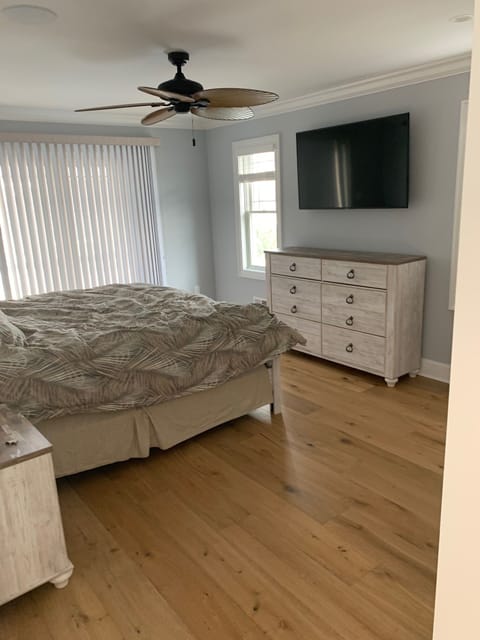 Master Bedroom - King Sized Bed