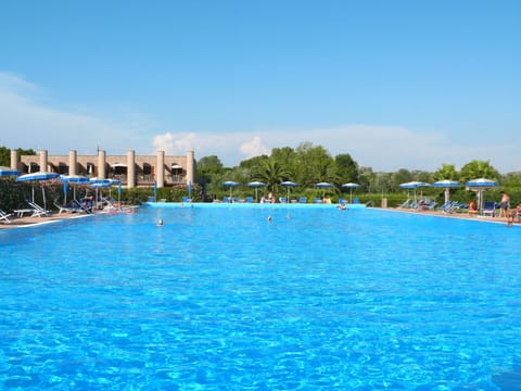 Swimming Pool, Resort, Leisure, Vacation, Leisure Centre, Town, Resort Town, Water Park, Sky, Fun