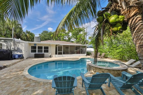 Outdoor pool, a heated pool