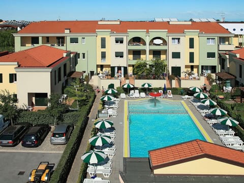 Swimming Pool, Resort, Composite Material, Outdoor Furniture, Shade, Hotel, Eco Hotel, Water Feature, Thermae