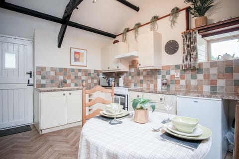 The Loft - 1 Bedroom Apartment - Saint Florence (22370)