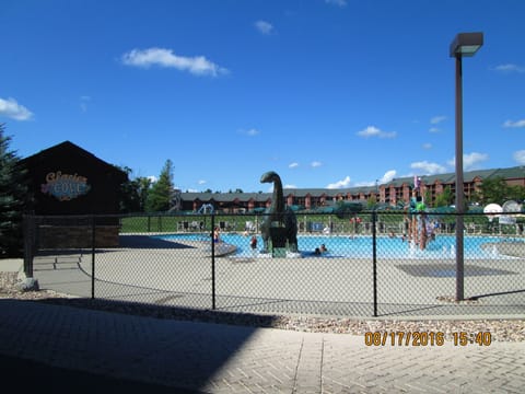 Indoor pool, outdoor pool