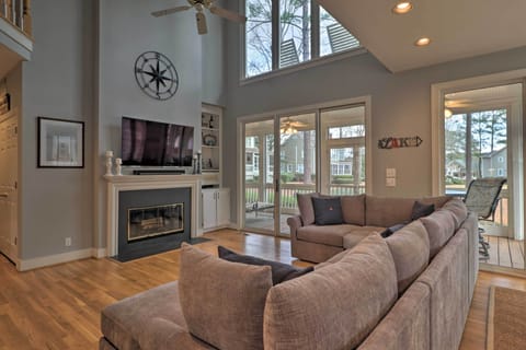 Your Eatonton escape begins at this vacation rental!