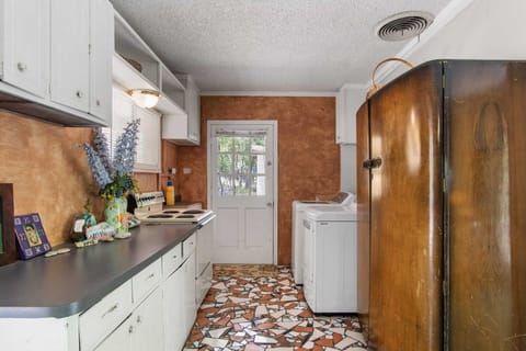 A washer and dryer are included in the handy extras you'll find at Casa del Rio!