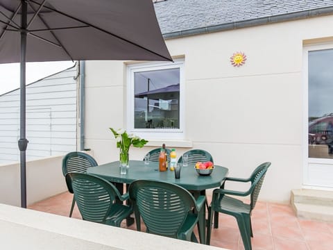 Table, Furniture, Property, Window, Plant, Building, Chair, Flowerpot, Shade, Interior Design