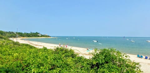 Beach nearby, sun loungers