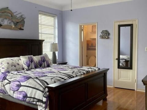 Master bedroom with King. Private full bathroom with walk in shower.