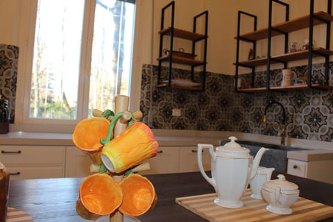 Orange, Room, Yellow, Interior Design, Property, House, Home, Furniture, Table, Building