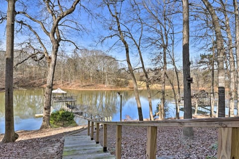 Large Lavonia Home w/ Party Dock on Lake Hartwell! House in Lake Hartwell