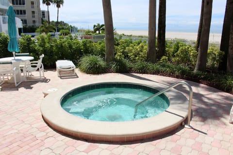 Outdoor hot tub