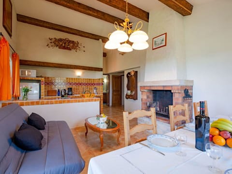 Table, Property, Furniture, Azure, Orange, Lighting, Interior Design, Wood, Picture Frame, Comfort