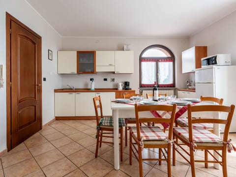 Furniture, Cabinetry, Property, Countertop, Table, Kitchen, Window, Wood, Chair, Interior Design