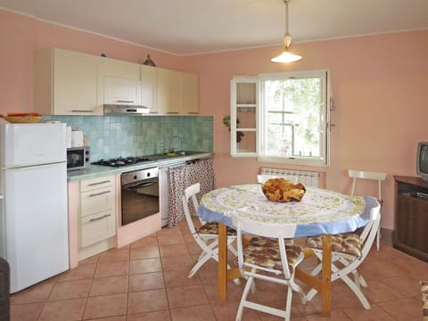 Furniture, Table, Cabinetry, Countertop, Wood, Lighting, Sink, Interior Design, Chair, Kitchen