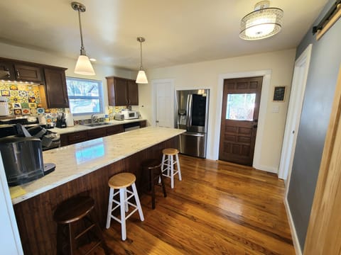 Everything you would expect in a modern kitchen.