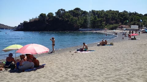 Sun loungers, beach towels