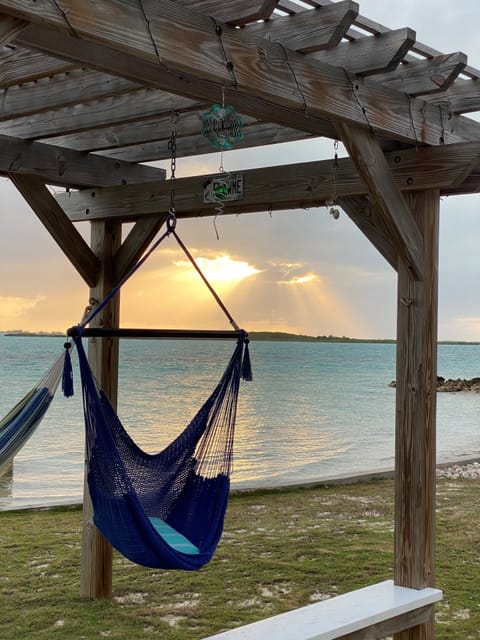 Beach nearby, sun loungers, beach towels