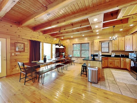 Dining Area connecting to the Fully Equipped Kitchen