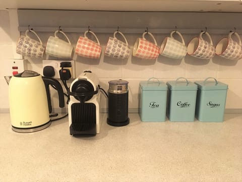 You'll enjoy a kitchen full of mod cons - a nespresso machine plus many more.